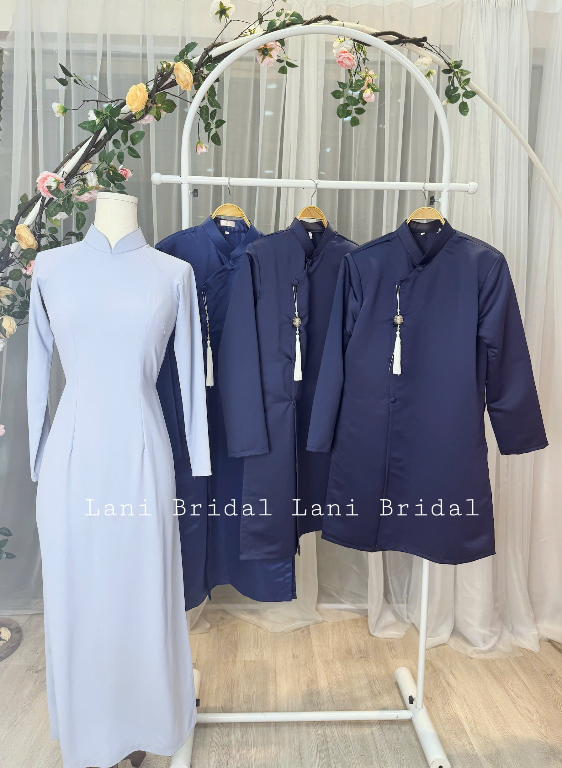 Áo Dài Bưng Quả Xanh Baby blue