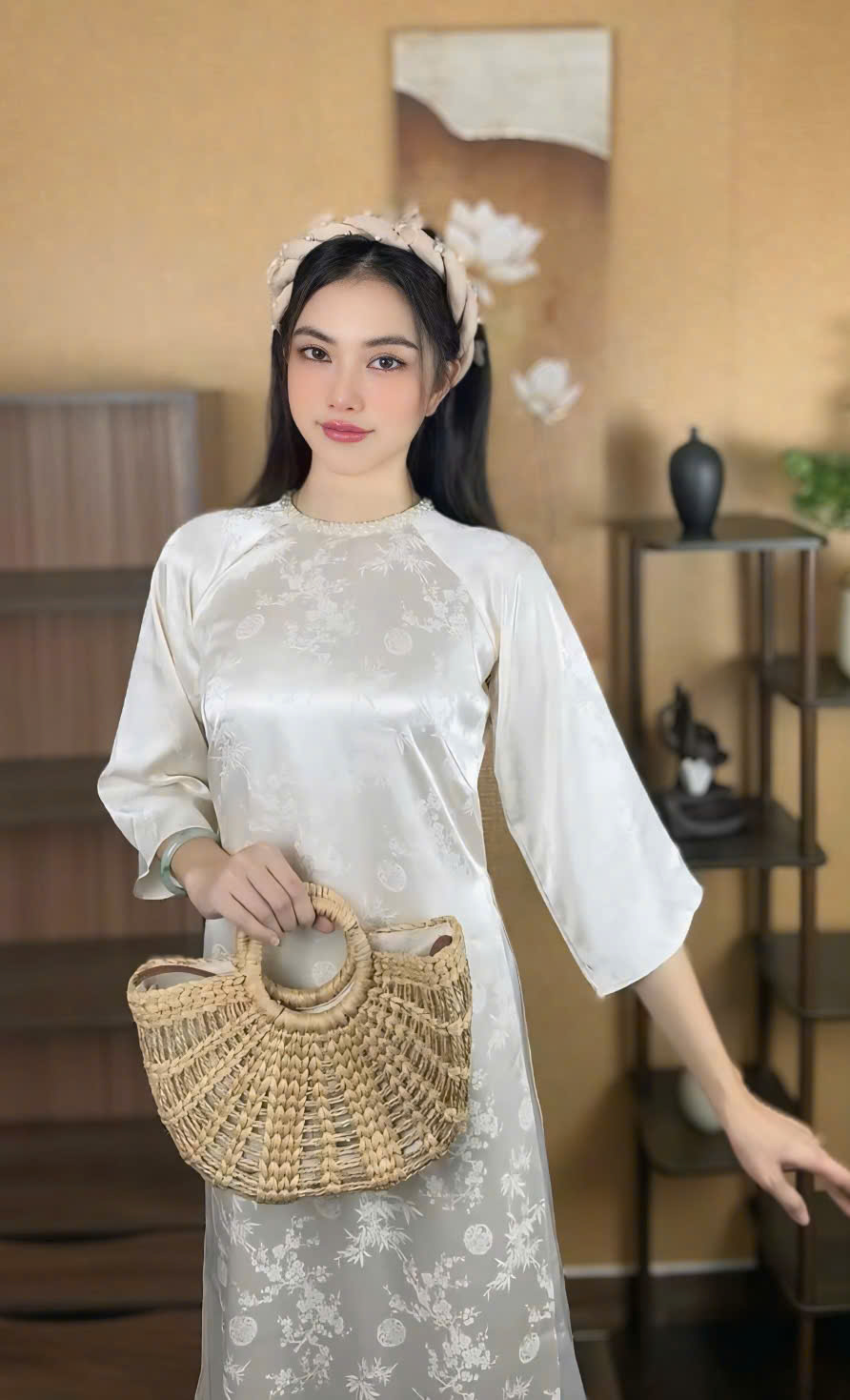 Áo Dài Gấm Vàng Kem